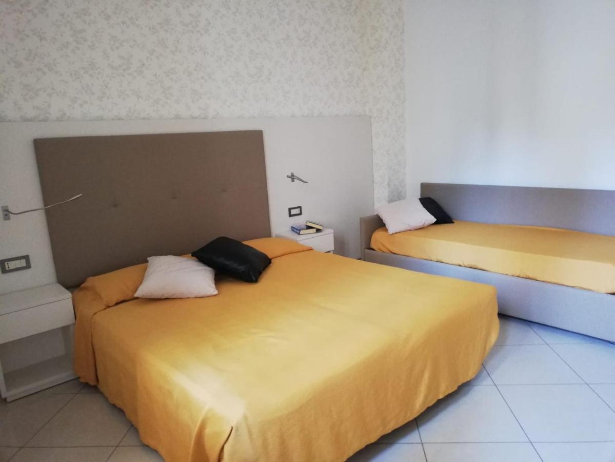 Hotel Metropol Sottomarina Luaran gambar