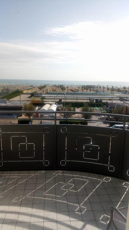 Hotel Metropol Sottomarina Luaran gambar