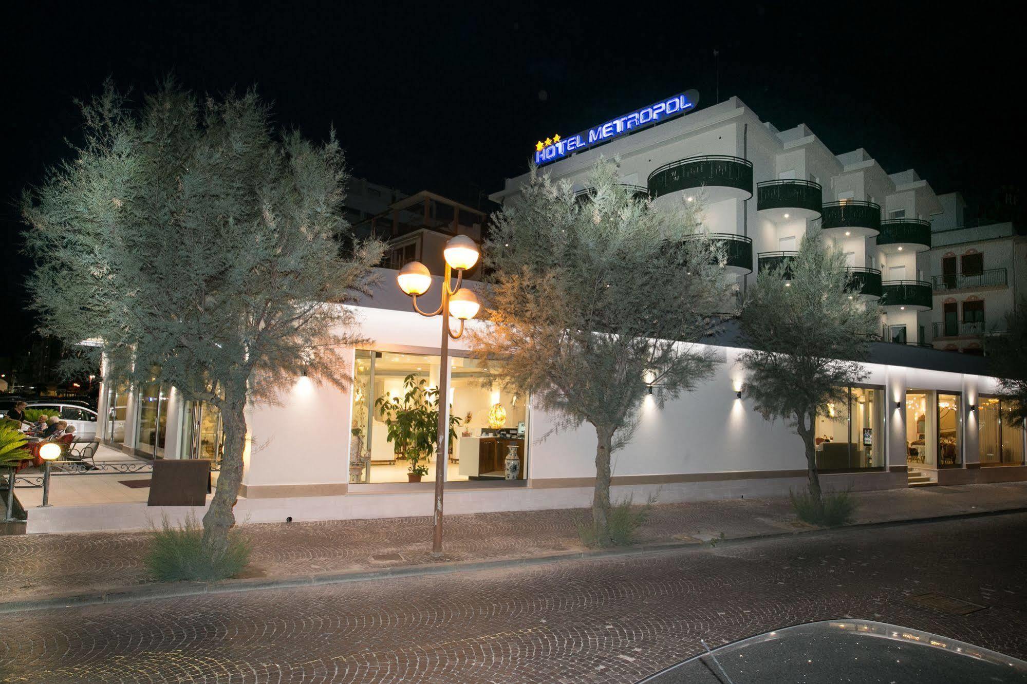 Hotel Metropol Sottomarina Luaran gambar